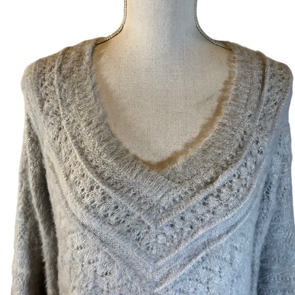 LC Lauren Conrad Gray Fuzzy Knit Sweater Medium V Neck Cutout Holes Pullover Top - Picture 3 of 8